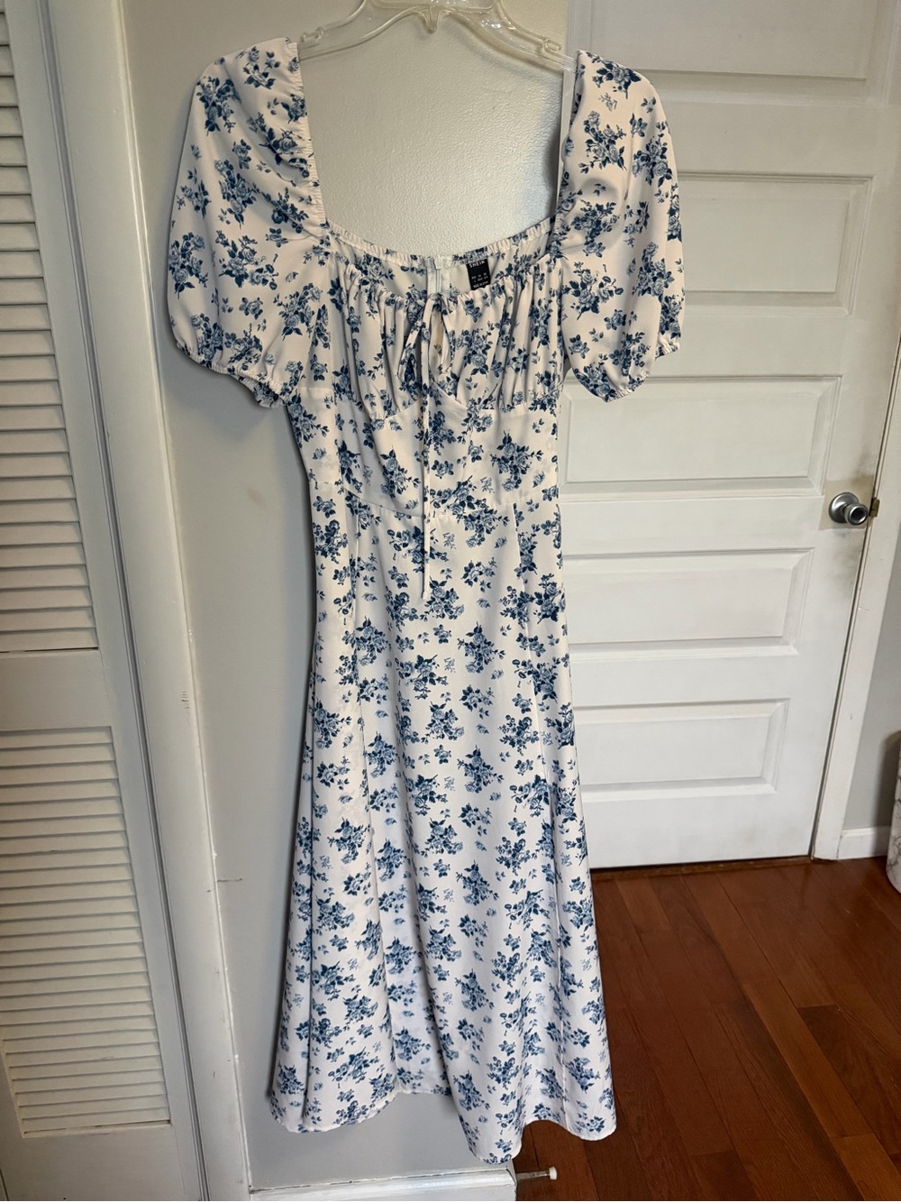 SHEIN White Midi Dress with Blue Floral Print Size L